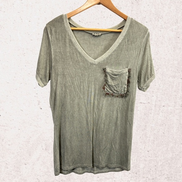 POL Green Fitted Ribbed Short Sleeve Tee - Picture 1 of 4